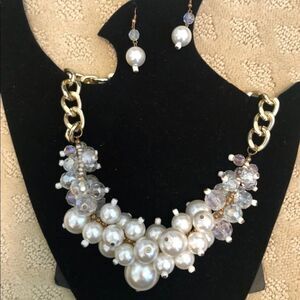 UNBRANDED JEWELRY SET | Pearl and Gold Necklace & Earring Set